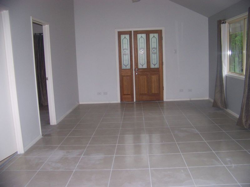 11 Ilumba Street, Russell Island QLD 4184