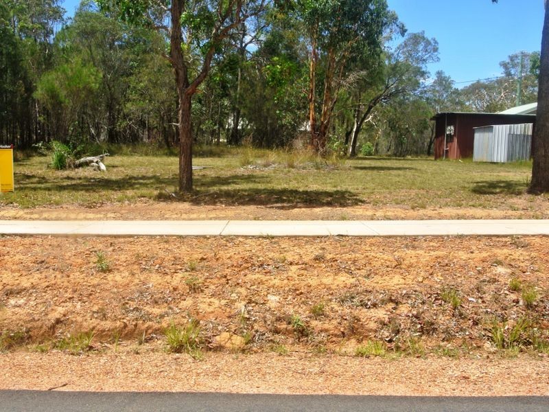 84 Canaipa Rd, Russell Island QLD 4184