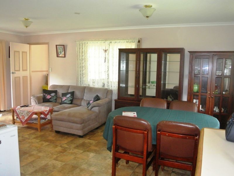 49 Taylor St, Russell Island QLD 4184