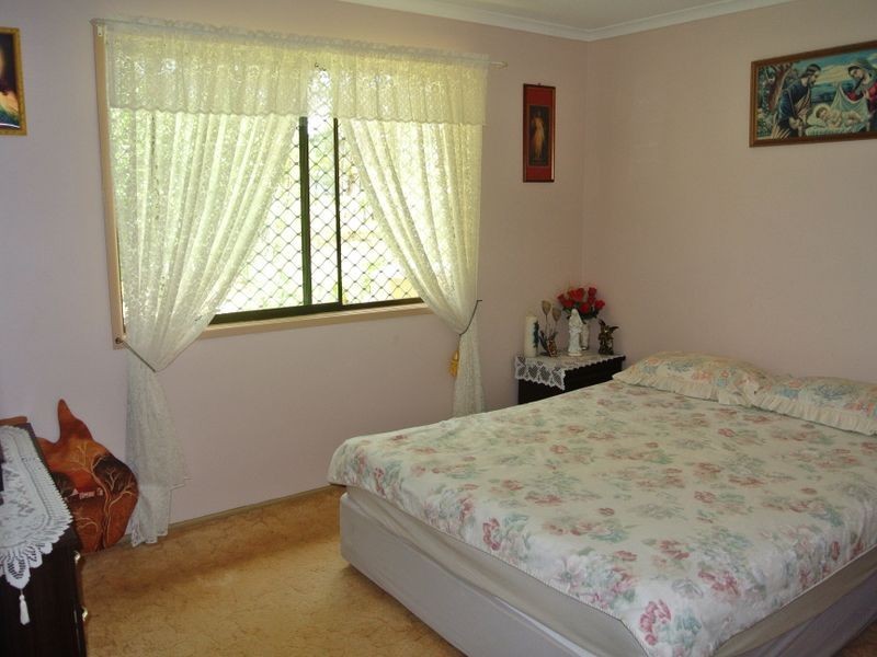 49 Taylor St, Russell Island QLD 4184