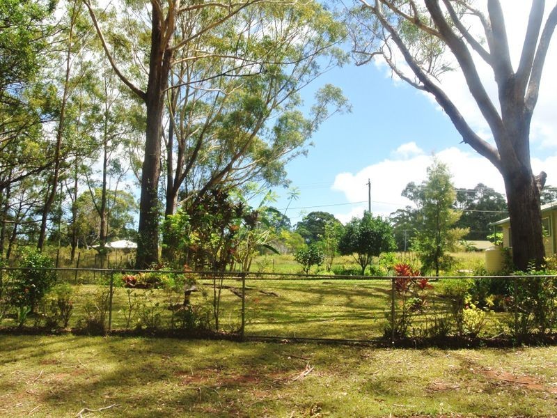 49 Taylor St, Russell Island QLD 4184