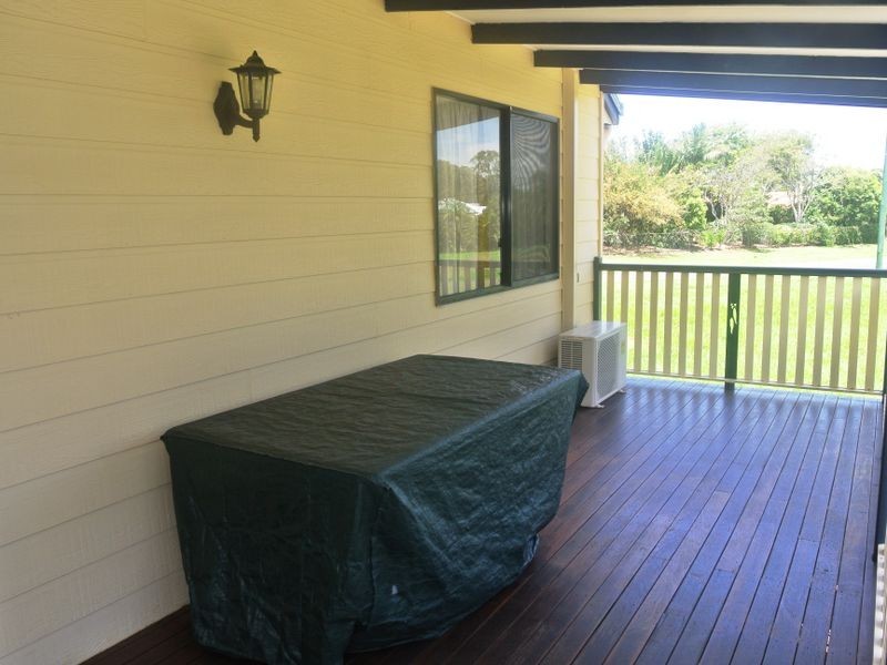 4 Tennyson Crt, Russell Island QLD 4184