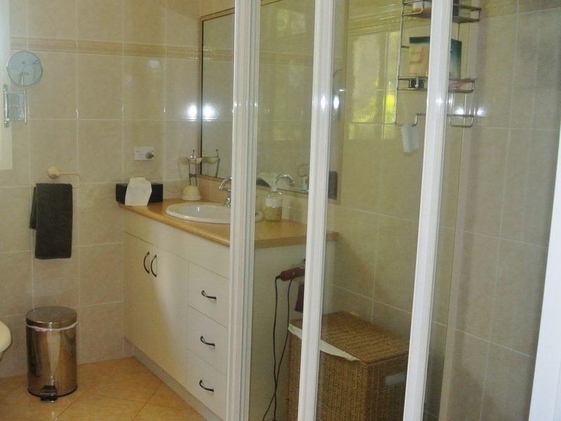 4 Tennyson Crt, Russell Island QLD 4184