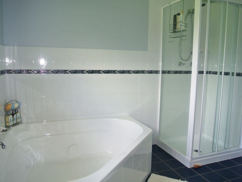 4 Tennyson Crt, Russell Island QLD 4184