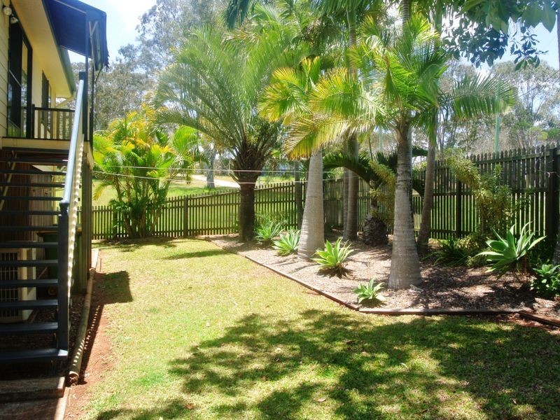 4 Tennyson Crt, Russell Island QLD 4184