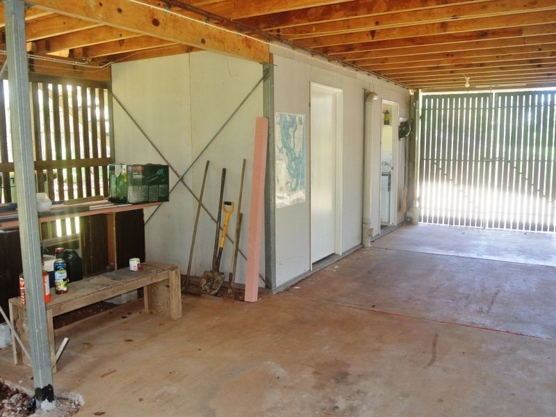 4 Tennyson Crt, Russell Island QLD 4184