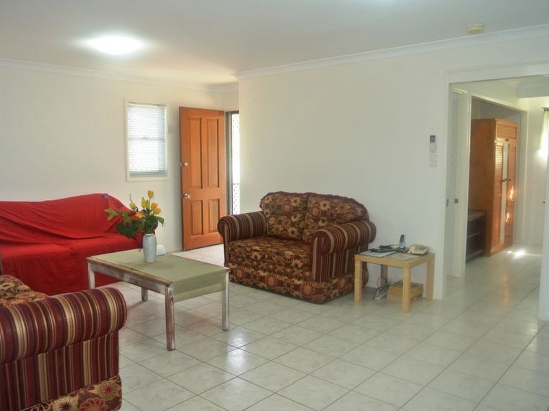 30 Schooner St, Russell Island QLD 4184