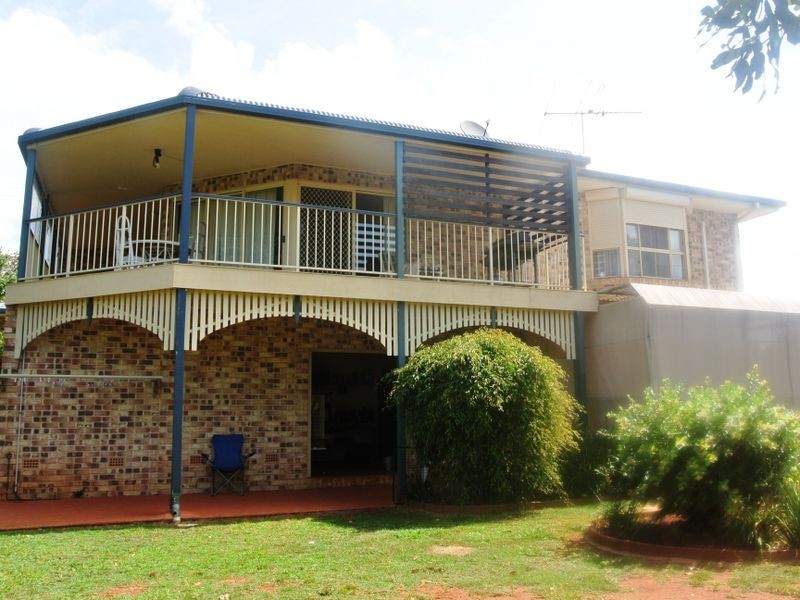 33 Cavendish St, Russell Island QLD 4184