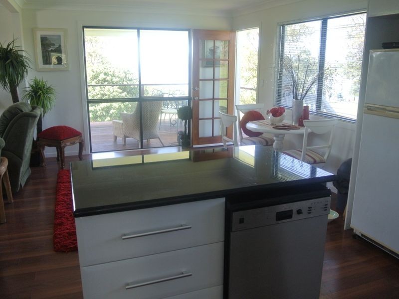 19 Canaipa Point Dve, Russell Island QLD 4184