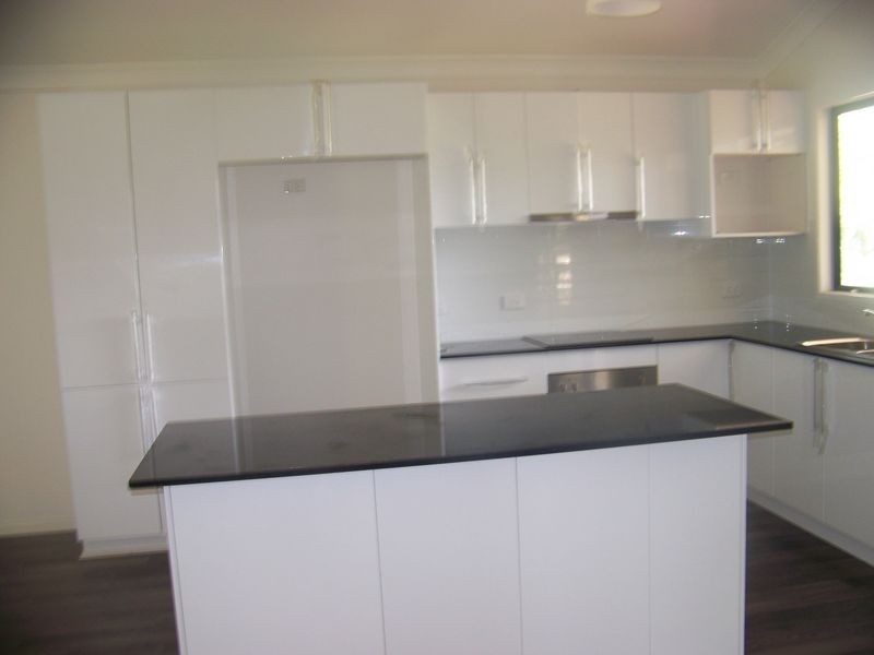 22 Guthrie Street, Russell Island QLD 4184