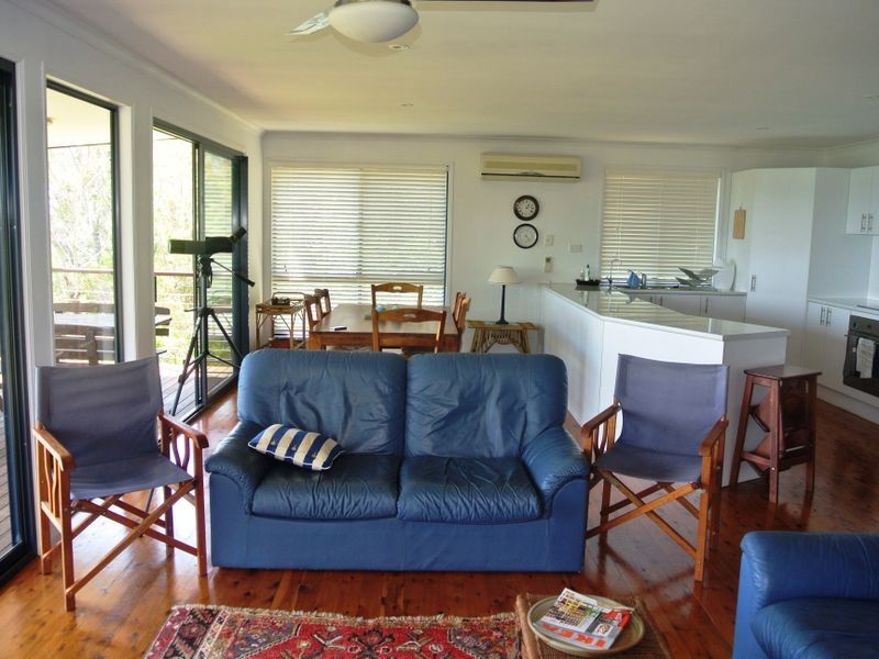 74 Deenya Pde, Russell Island QLD 4184