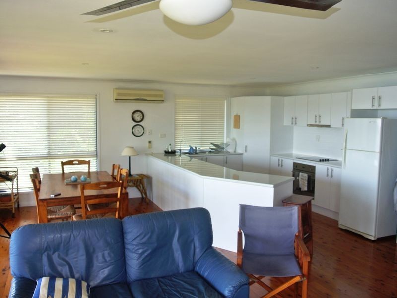 74 Deenya Pde, Russell Island QLD 4184