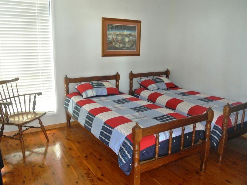 74 Deenya Pde, Russell Island QLD 4184