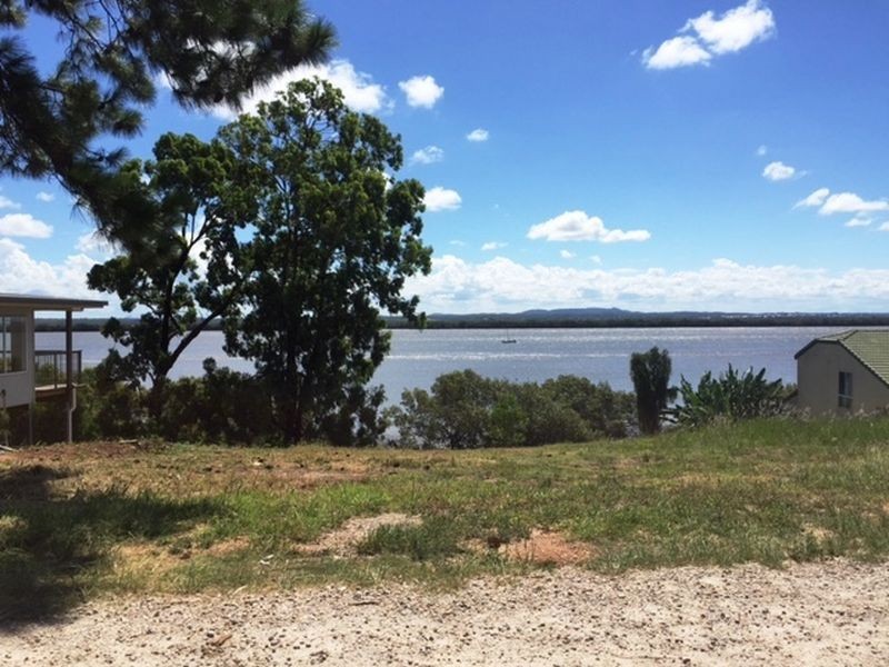38 Mark Rd, Russell Island QLD 4184