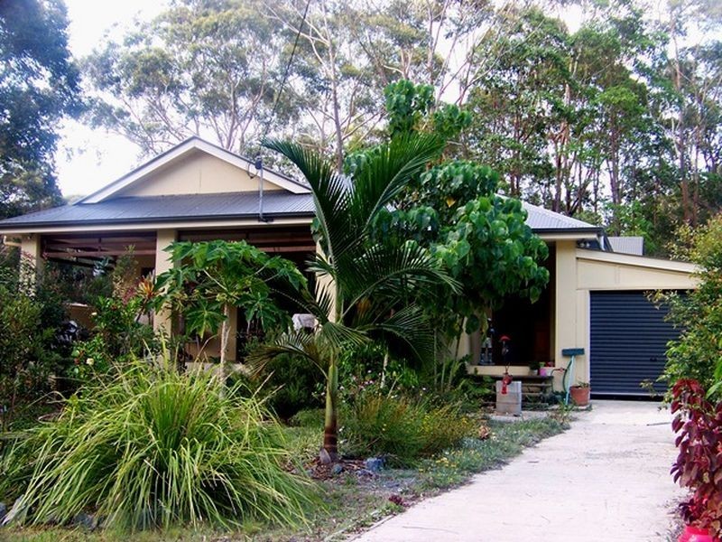 71 Channel St, Russell Island QLD 4184