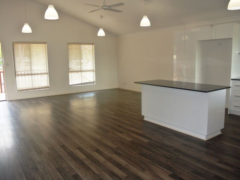 22 Guthrie St, Russell Island QLD 4184