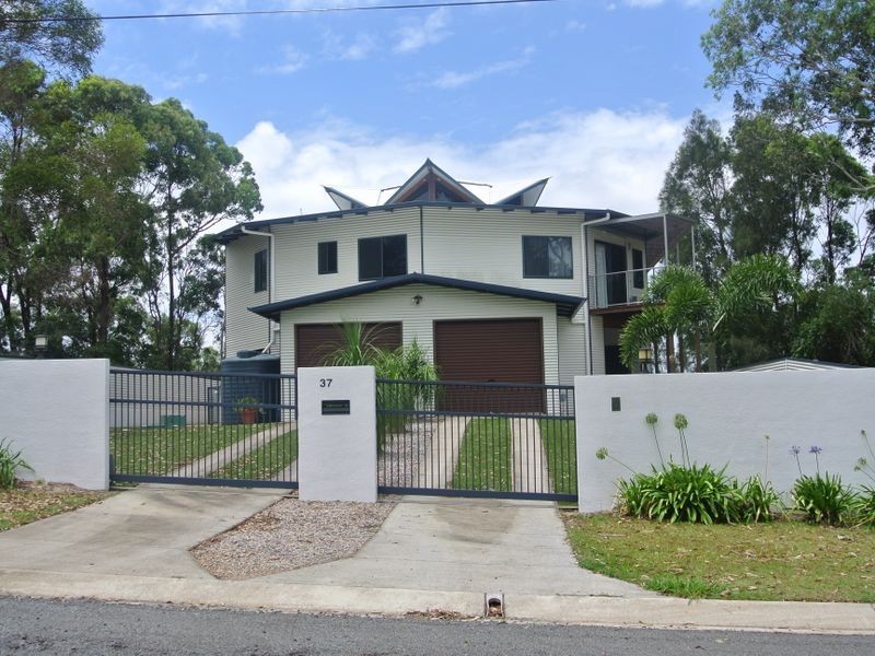 37 Patterson St, Russell Island QLD 4184