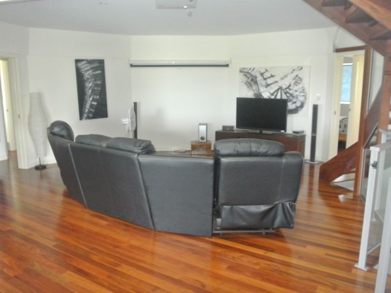 37 Patterson St, Russell Island QLD 4184