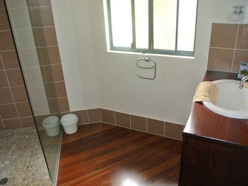 37 Patterson St, Russell Island QLD 4184