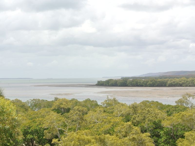 37 Patterson St, Russell Island QLD 4184