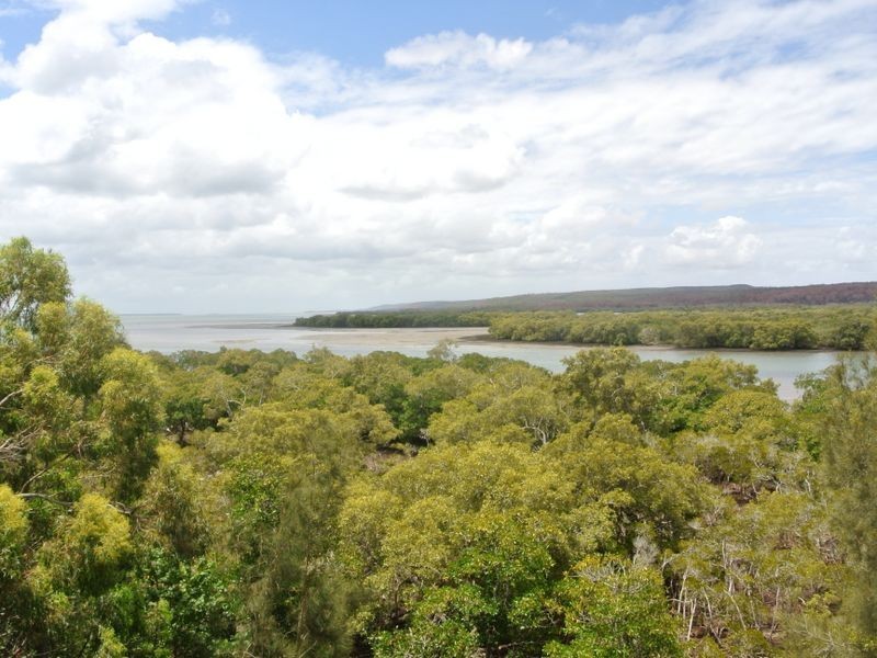 37 Patterson St, Russell Island QLD 4184