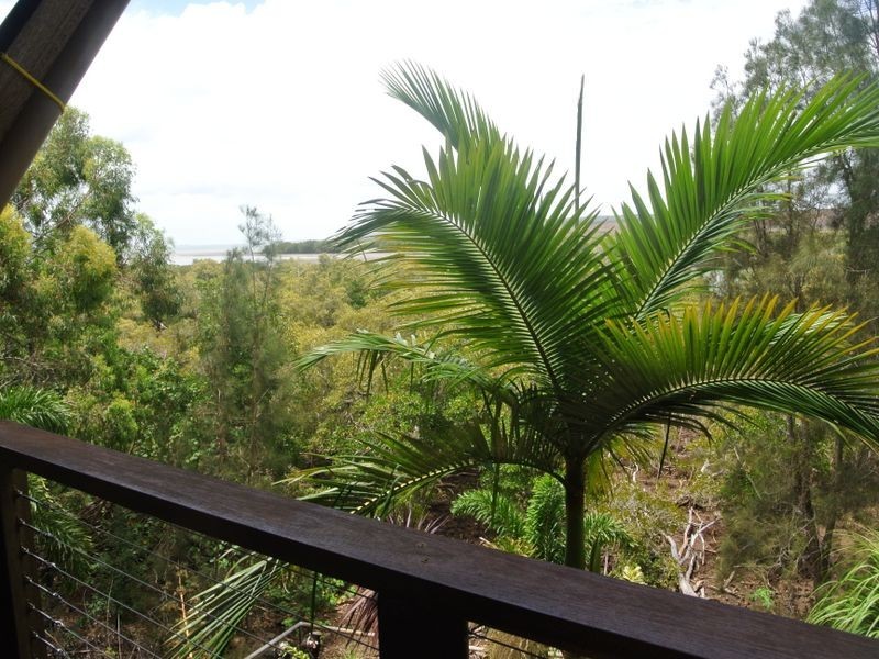 37 Patterson St, Russell Island QLD 4184