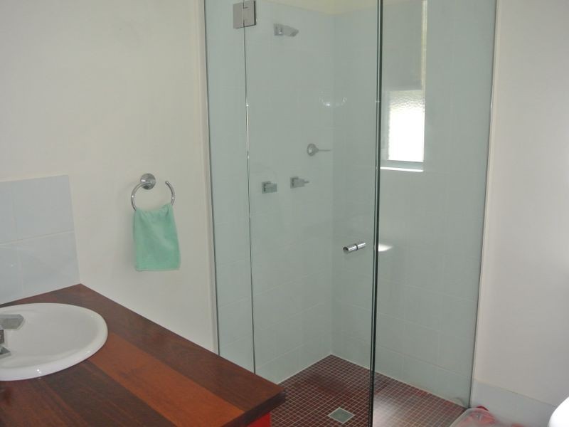 37 Patterson St, Russell Island QLD 4184