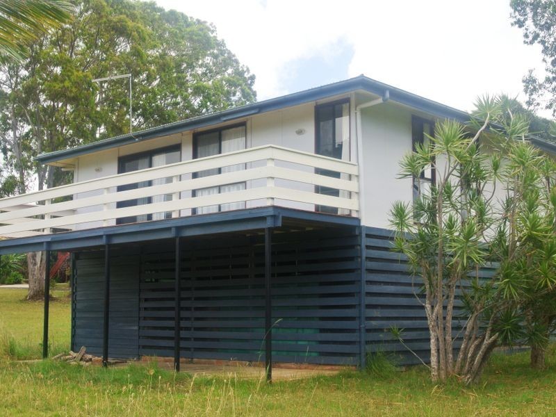 169 Canaipa Point Dve, Russell Island QLD 4184