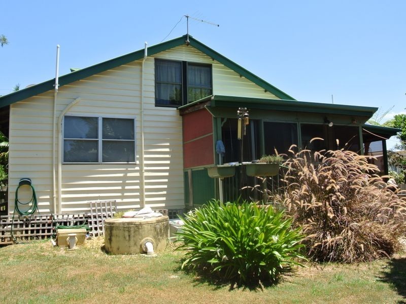 9 Panorama Ave, Russell Island QLD 4184
