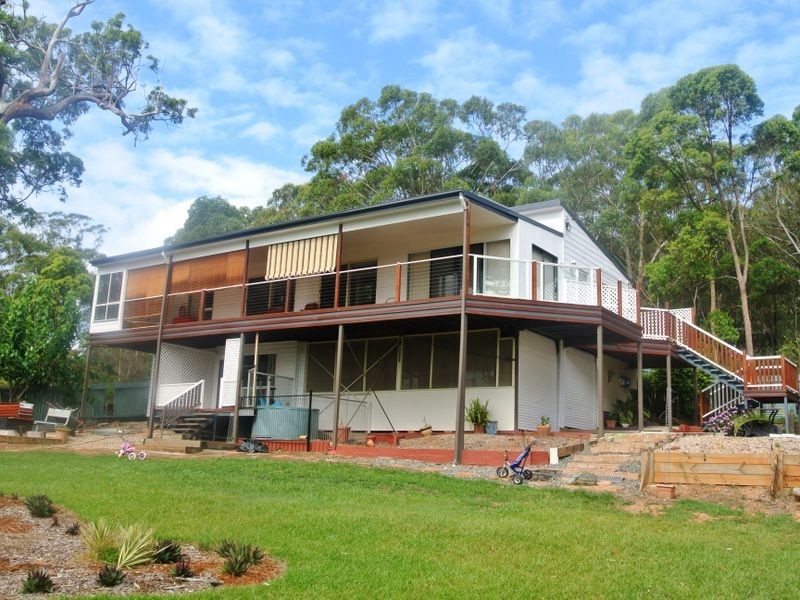 1-3 Tulip St, Russell Island QLD 4184