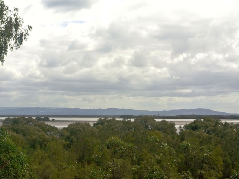1-3 Tulip St, Russell Island QLD 4184