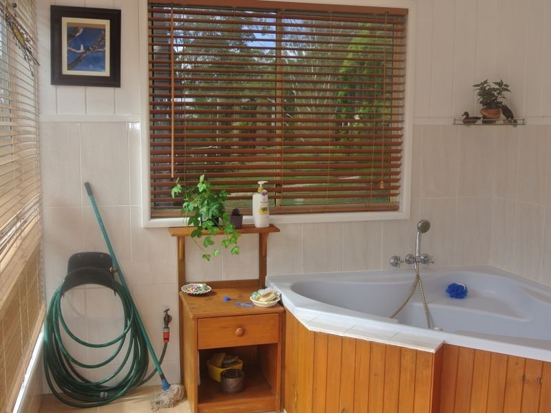 1-3 Tulip St, Russell Island QLD 4184