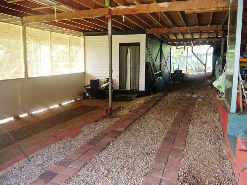 1-3 Tulip St, Russell Island QLD 4184