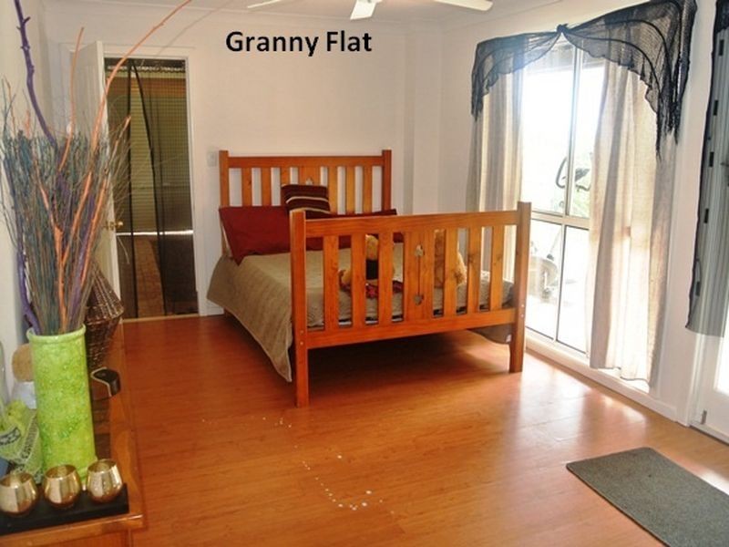 1-3 Tulip St, Russell Island QLD 4184