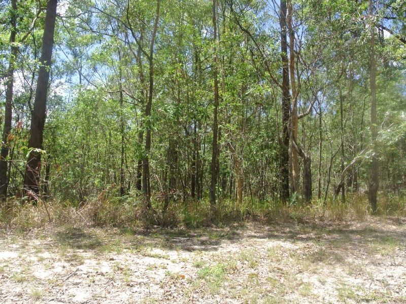 25 Cook Ave, Russell Island QLD 4184