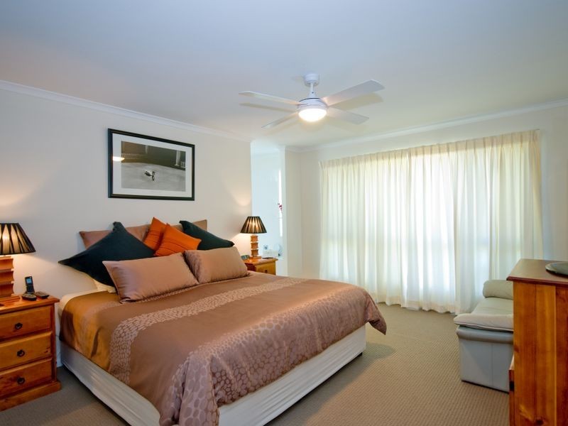 9 Laurel Street, Russell Island QLD 4184