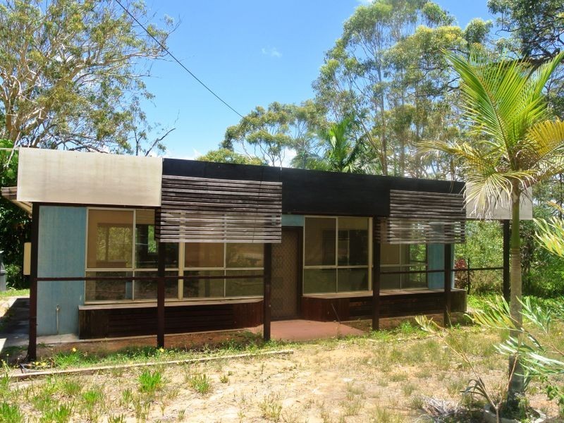 8 Deenya, Russell Island QLD 4184