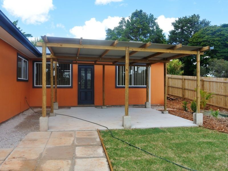 18 Laurel Street, Russell Island QLD 4184