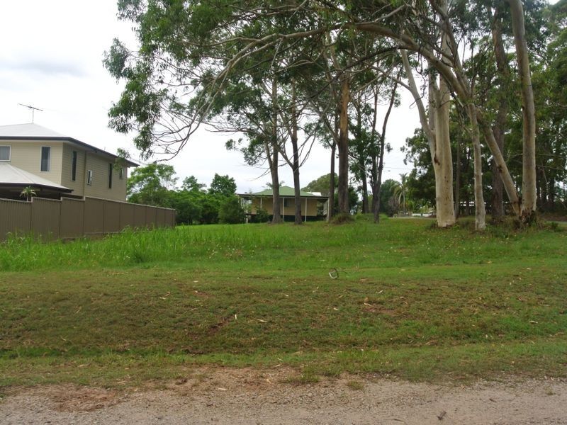 23 Jackson Rd, Russell Island QLD 4184