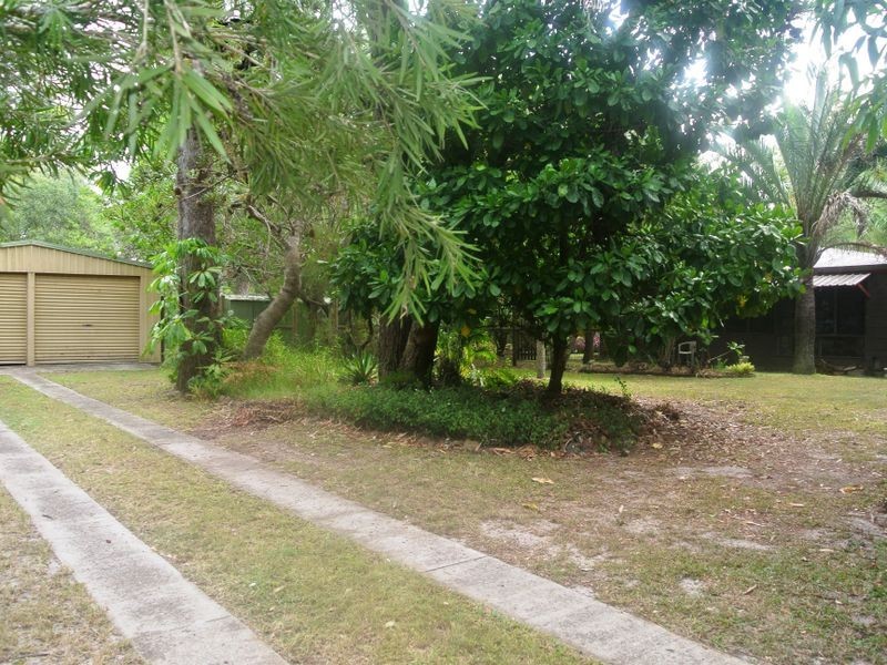44-46 Cook Ave, Russell Island QLD 4184