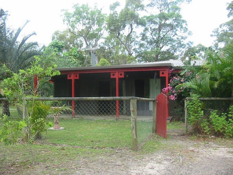 44-46 Cook Ave, Russell Island QLD 4184