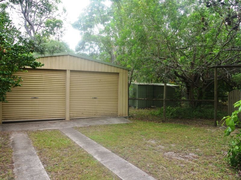 44-46 Cook Ave, Russell Island QLD 4184
