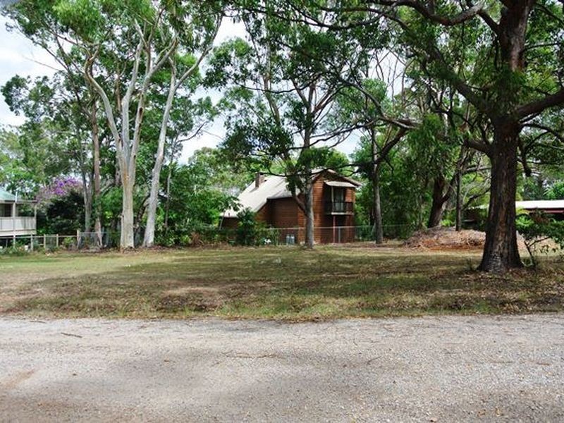 42 Allamanda St, Russell Island QLD 4184