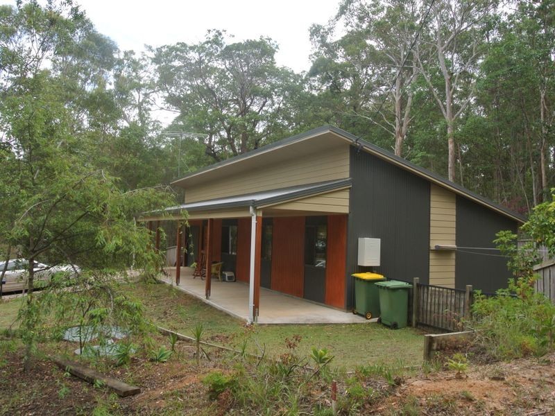 5 Ash St, Russell Island QLD 4184