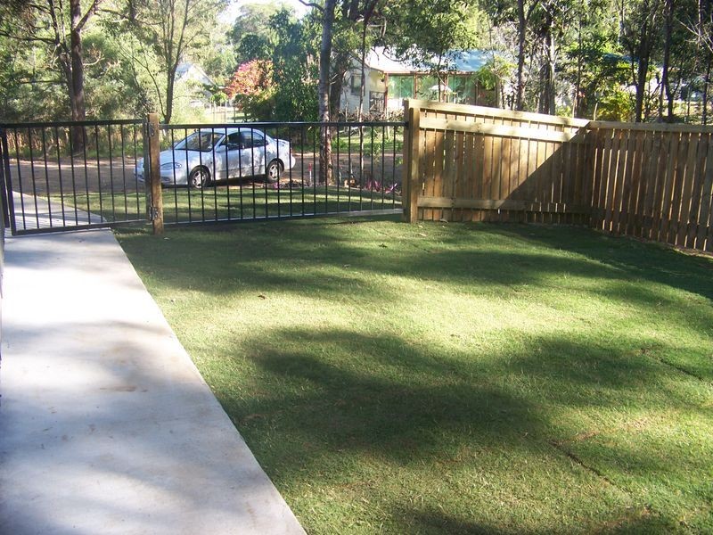 5 Ash St, Russell Island QLD 4184