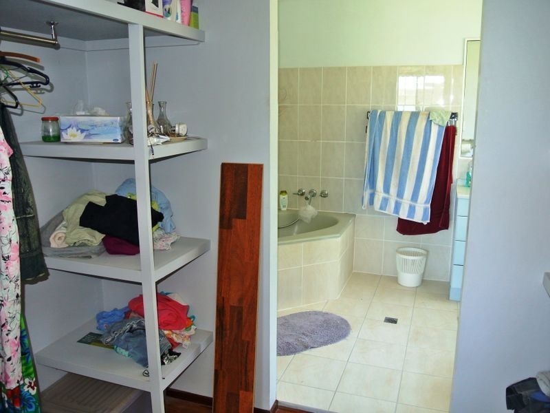 8 Browning St, Russell Island QLD 4184