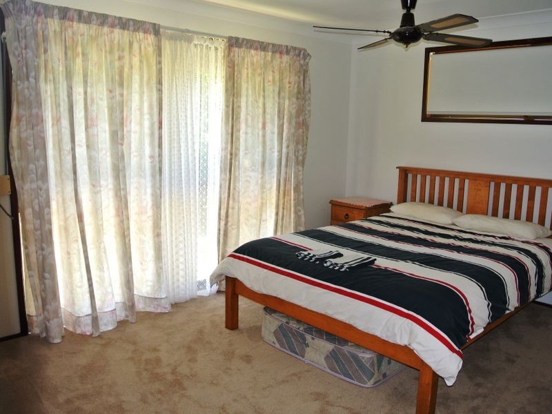 8 Browning St, Russell Island QLD 4184