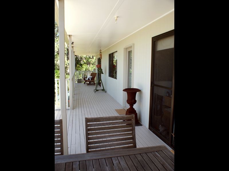 147 Canaipa Point Dve, Russell Island QLD 4184
