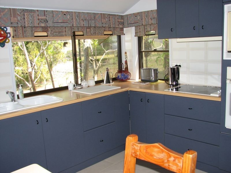 4 Schooner St, Russell Island QLD 4184