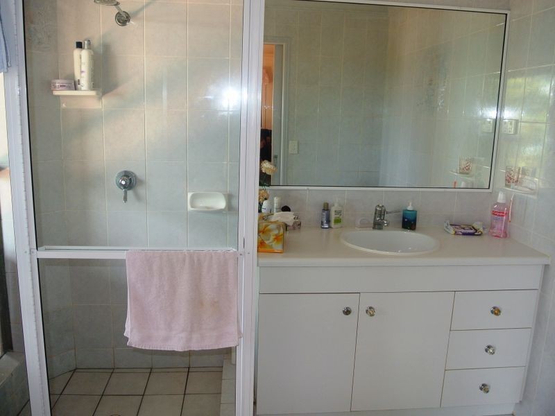 4 Schooner St, Russell Island QLD 4184